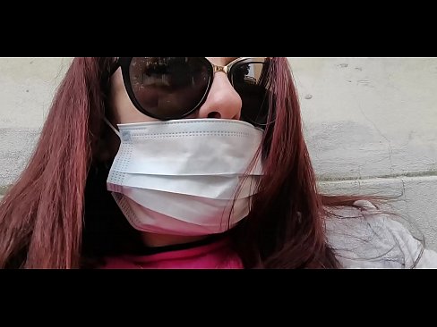 ❤️ Η Νικολέτα εκδικείται τον γείτονά της και κατουράει στο γκαράζ του (Ειδικό Covid19 Ιταλική καραντίνα) ☑ Πόρνο ❤